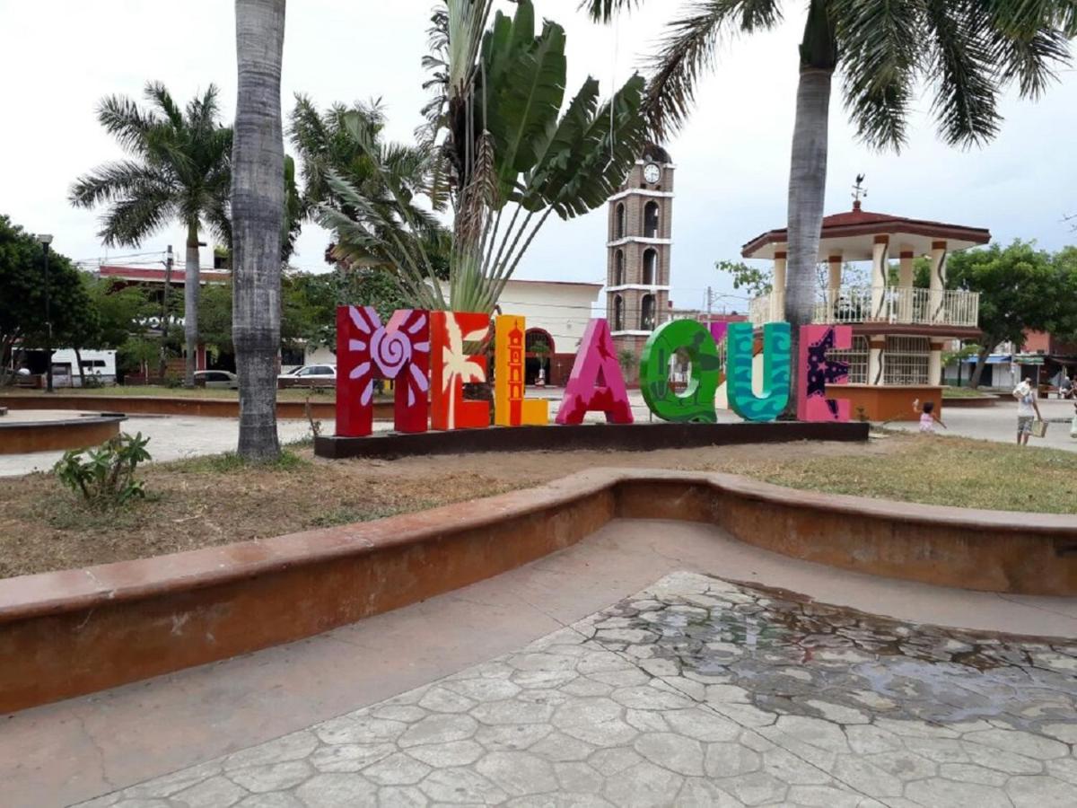 Hotel & Suites Vayor San Patricio Melaque Exterior photo