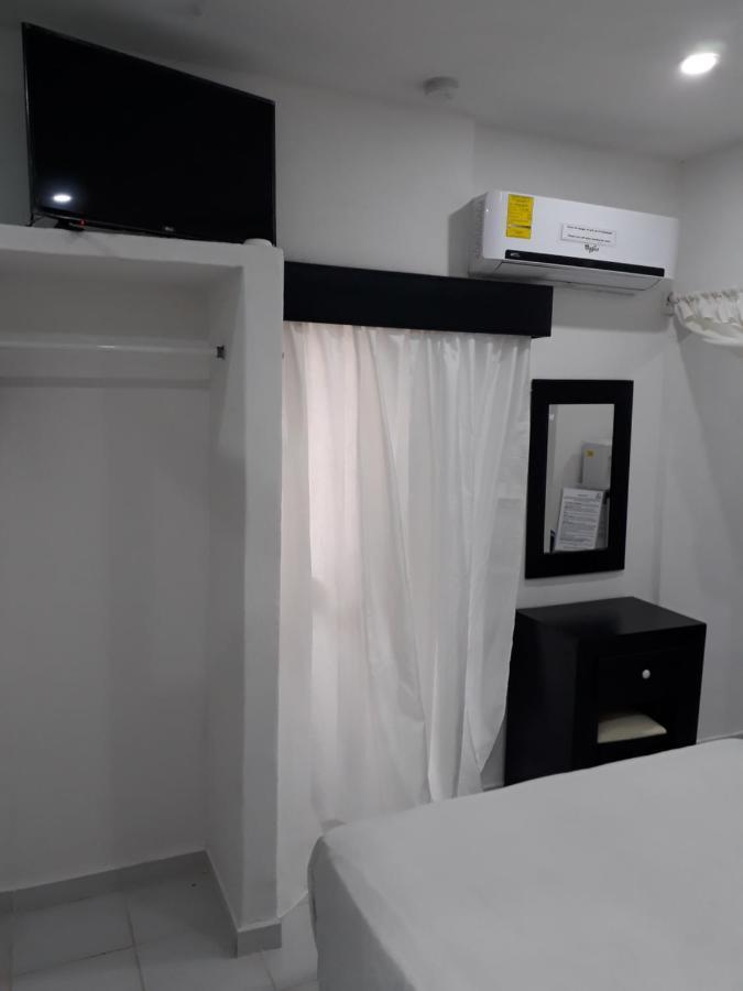 Hotel & Suites Vayor San Patricio Melaque Room photo