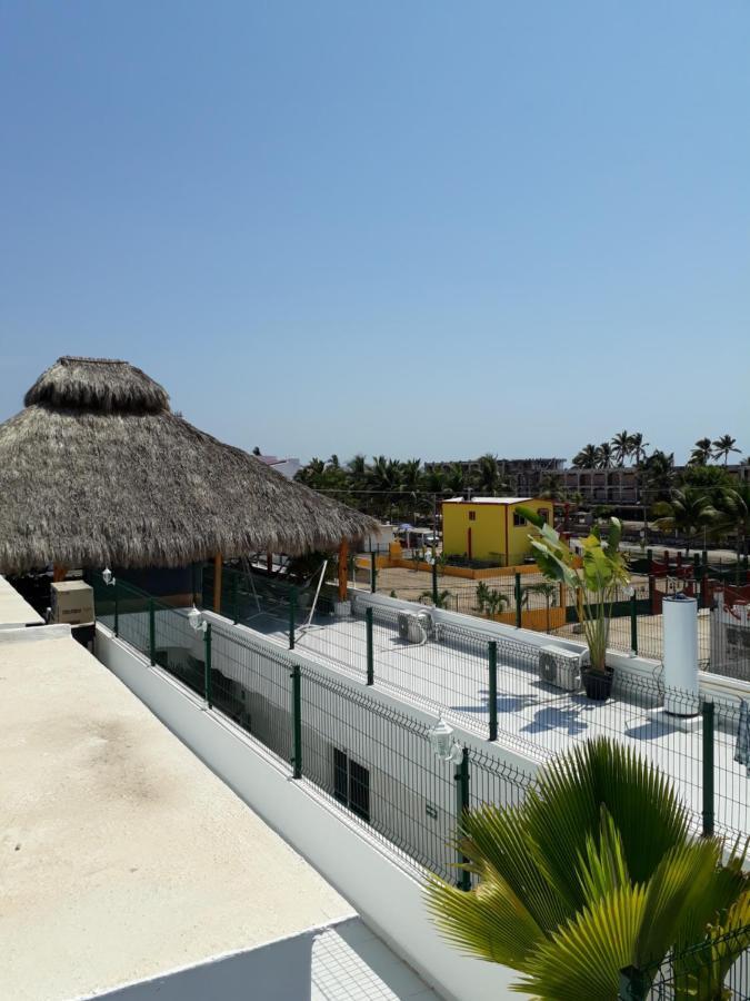 Hotel & Suites Vayor San Patricio Melaque Exterior photo