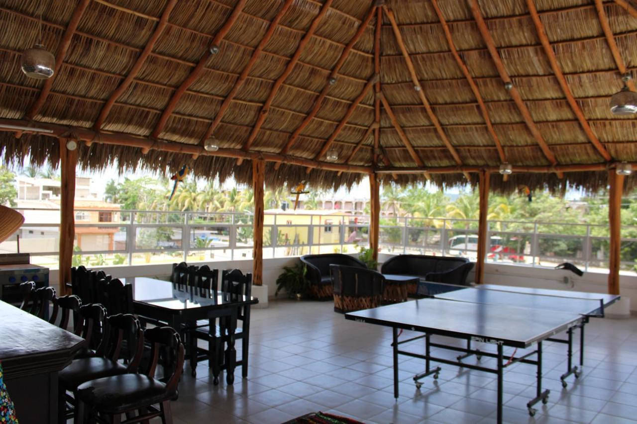 Hotel & Suites Vayor San Patricio Melaque Exterior photo