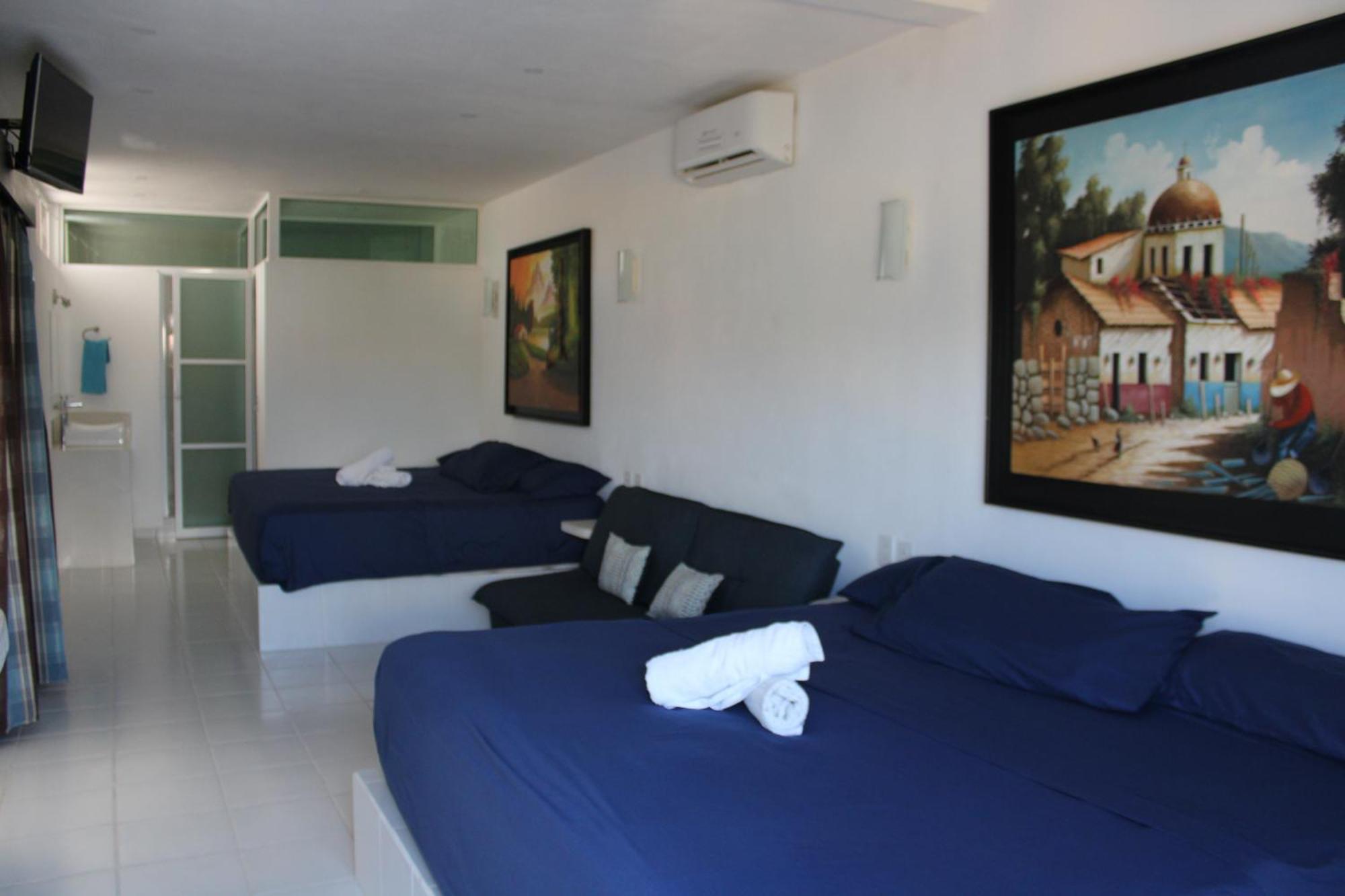 Hotel & Suites Vayor San Patricio Melaque Room photo