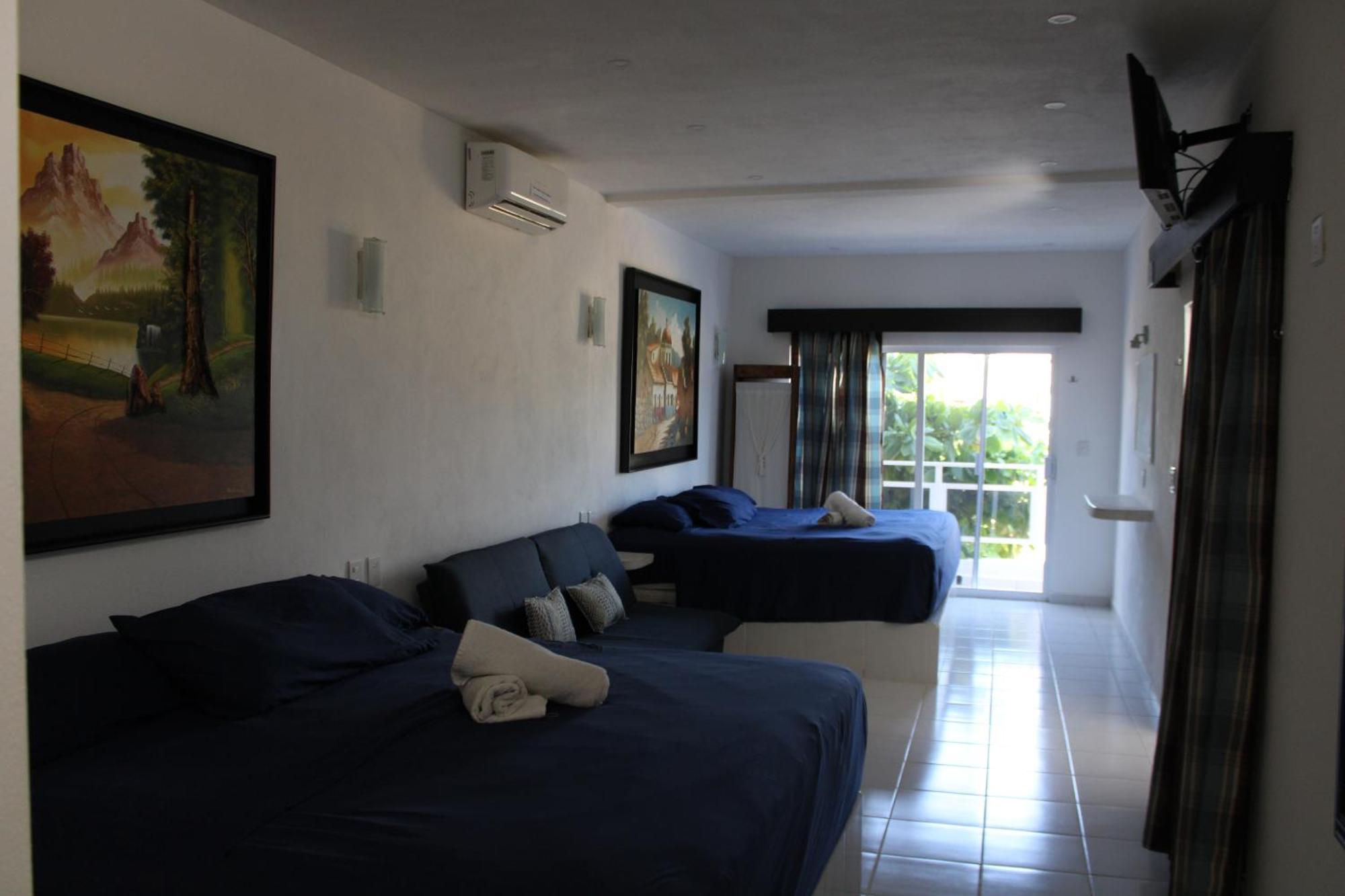Hotel & Suites Vayor San Patricio Melaque Room photo